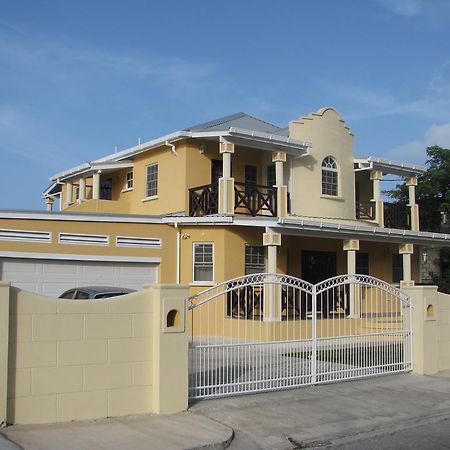 Apartments In Maya'S Bajan Villas Christ Church Exterior foto